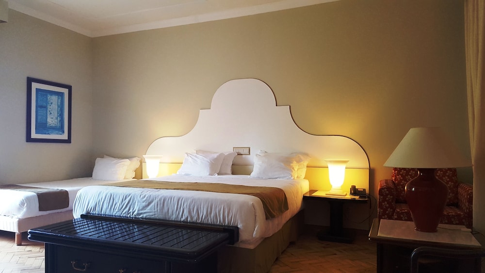 Hotel de Moura 26/50