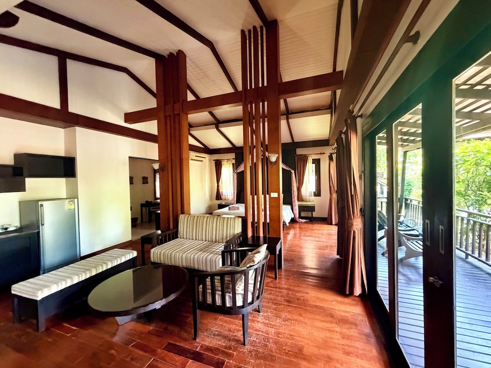 Aonang Phu Petra Resort 58/75