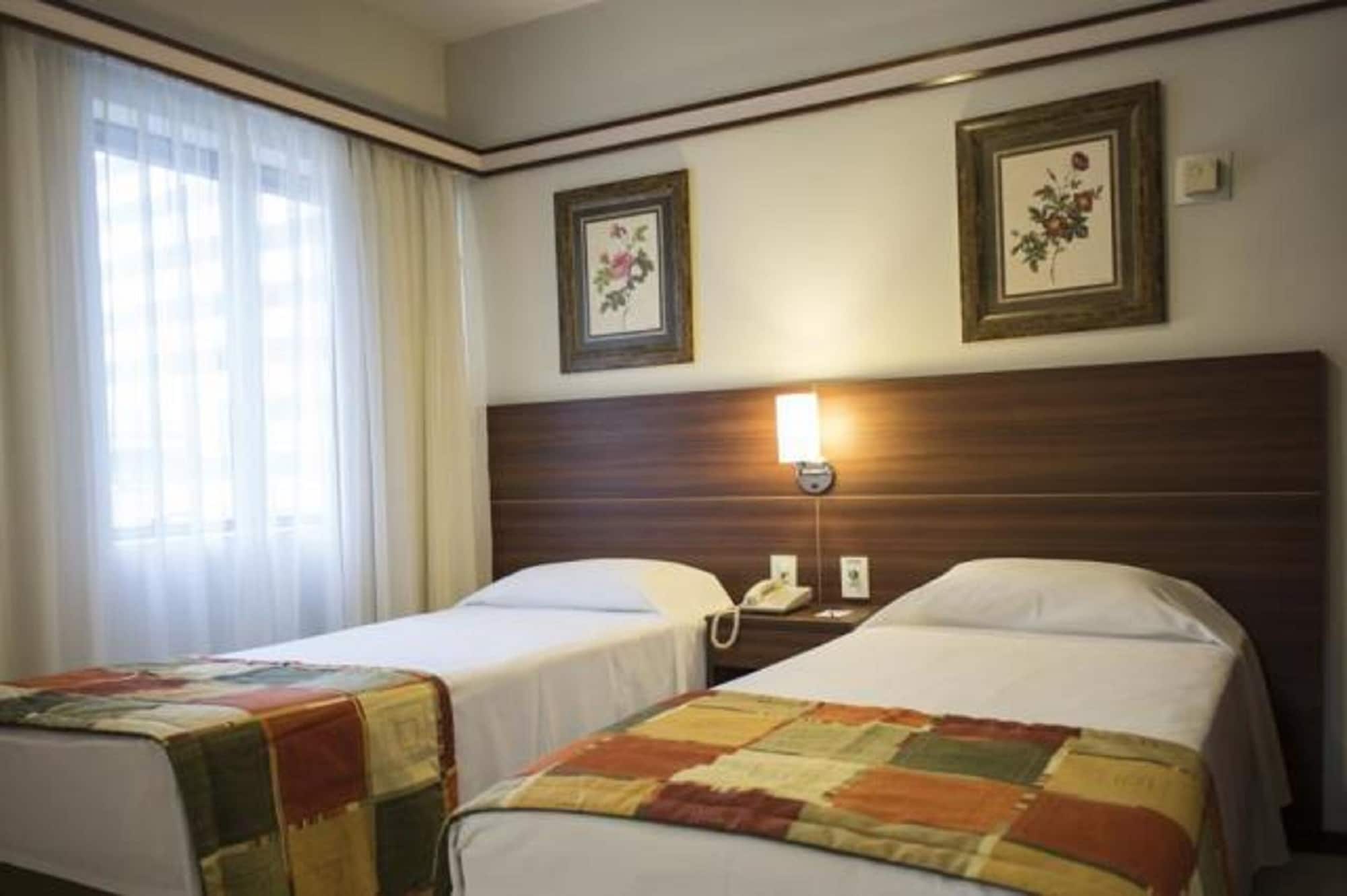 SUPERIOR TWIN - 2 TWIN BEDS