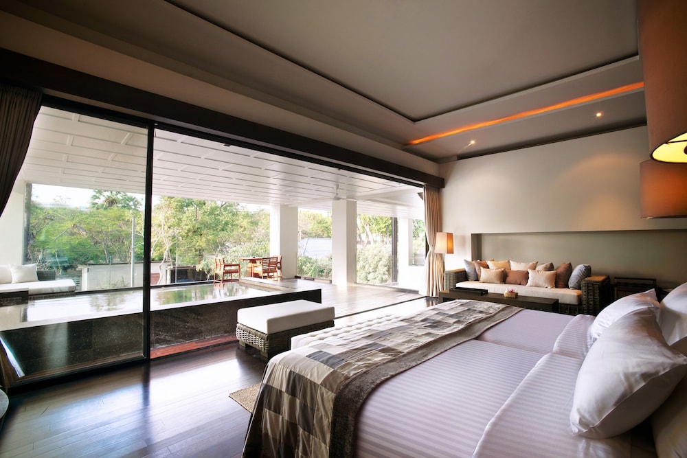 Cape Nidhra Hotel Hua Hin 8/66