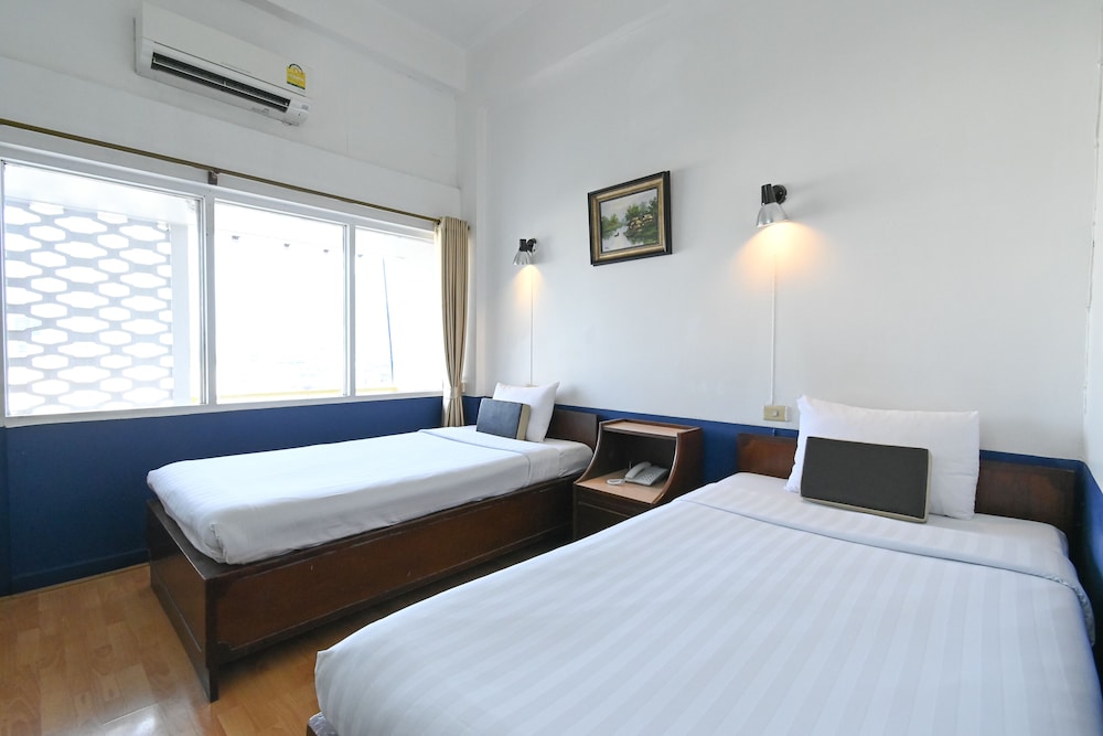 The Krungkasem Srikrung Hotel 23/65