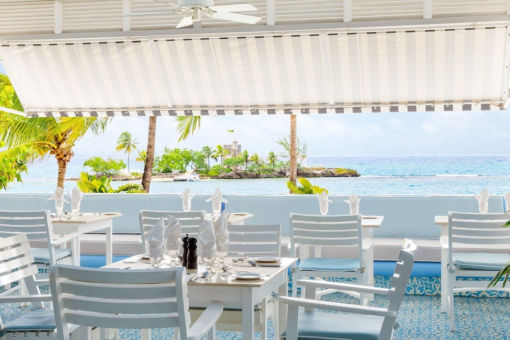 Couples Tower Isle - Adults Only 53/65
