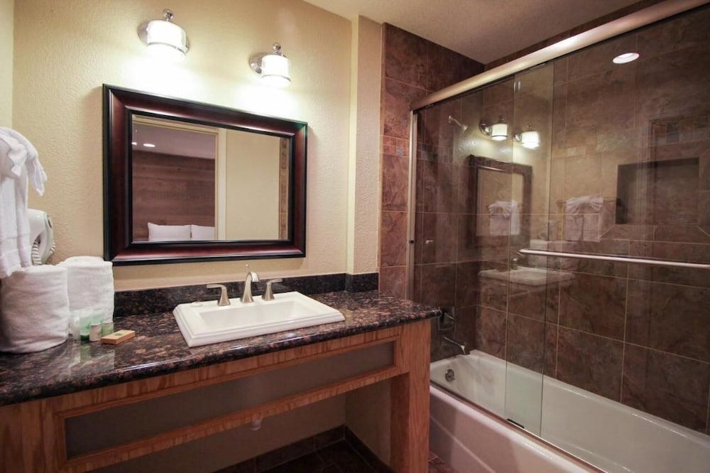 Postmarc Hotel And Spa Suites 74/76