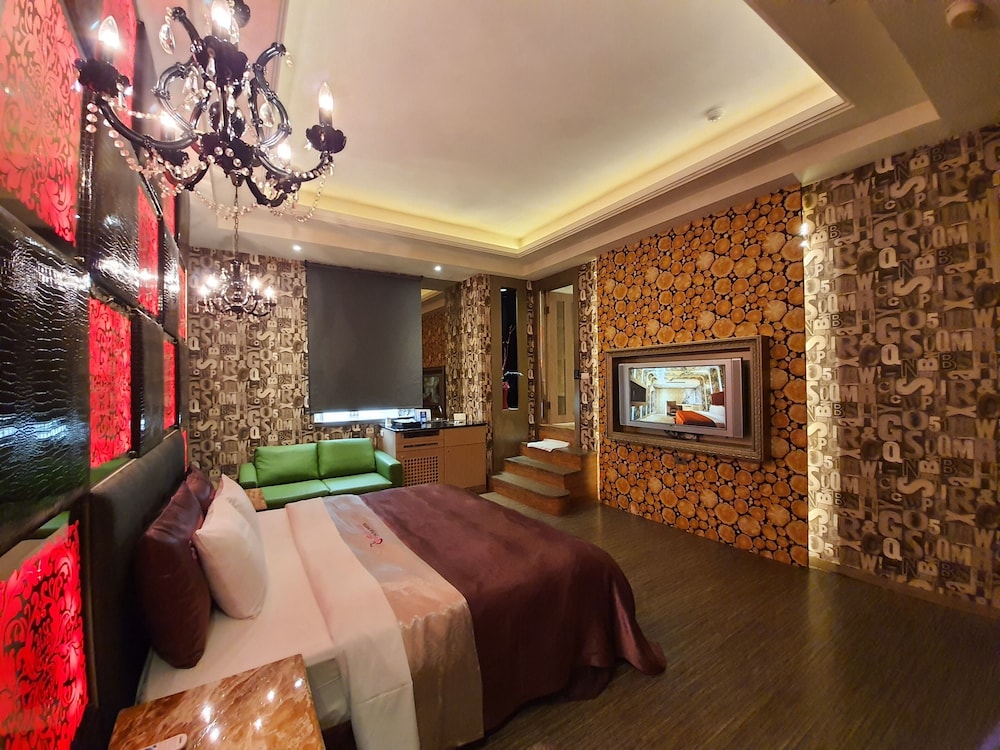 Jin Sha Motel 42/49