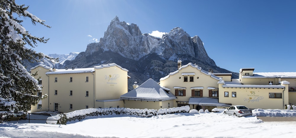 MIRABELL SILENCE & SCHLOSSHOTEL 1/50
