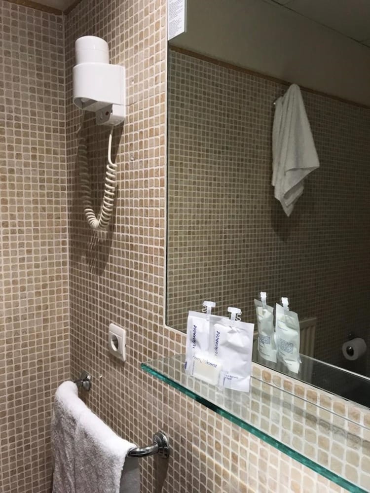 Hotel Grand Pas 48/49