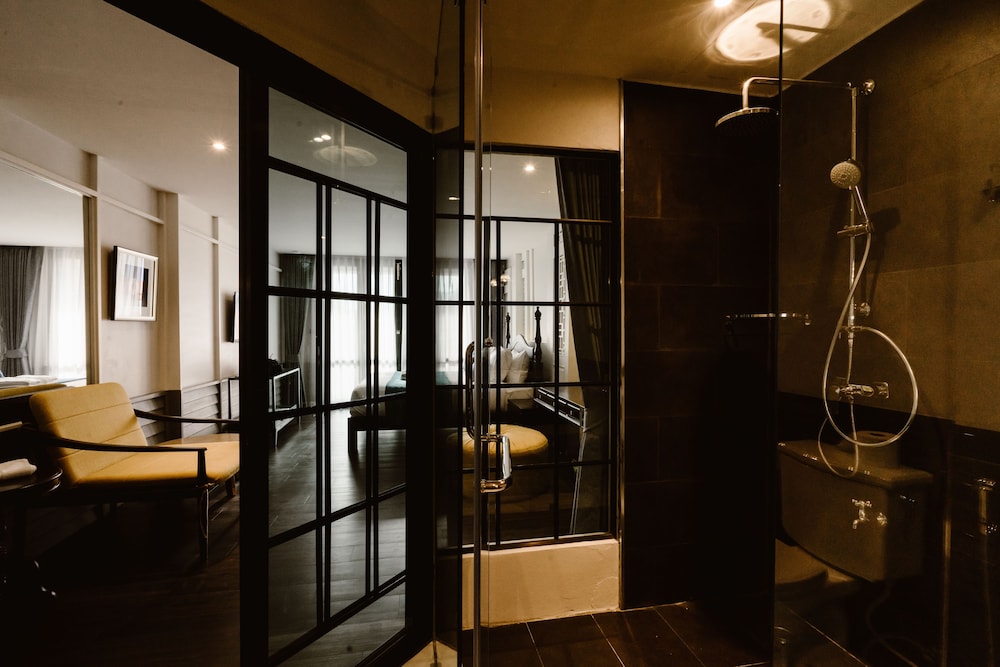Saran Boutique Hotel Thapae 44/46