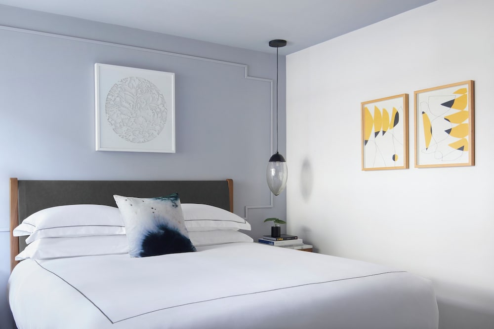 Premium, King Bed, Balcony