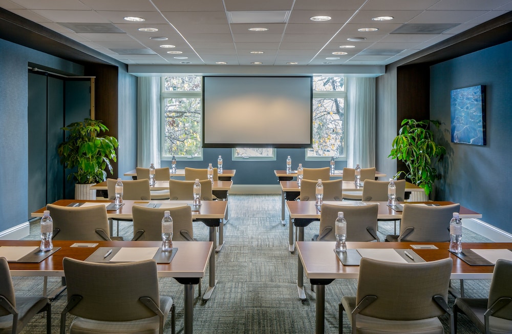 Casa Madrona Hotel and Spa 50/61