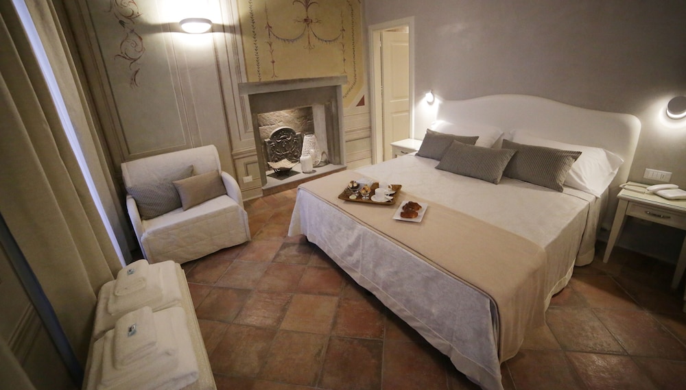 Hotel Renaissance 22/44