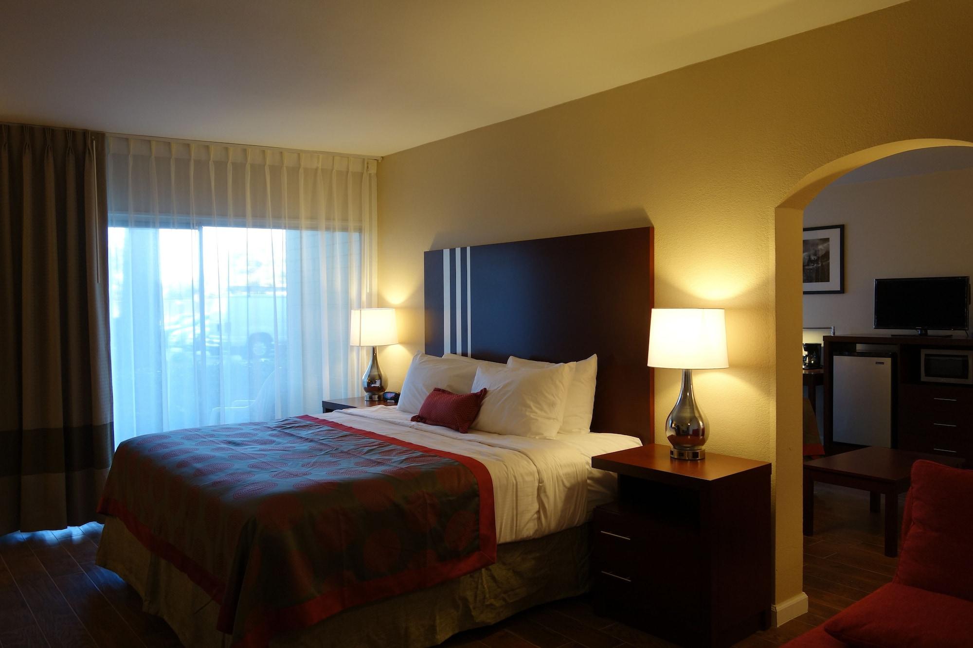 Suite, Multiple Beds, Accessible