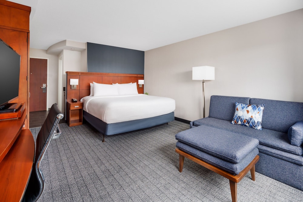 Room at Courtyard Manchester Boston Regional Airport, MANCHESTER - NH