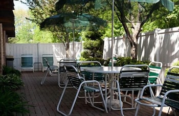 Baymont by Wyndham Midland 10/24
