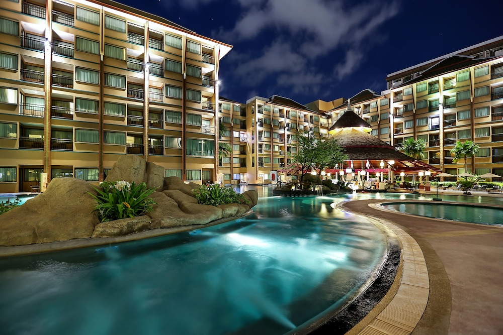Novotel Phuket Vintage Park 3/60