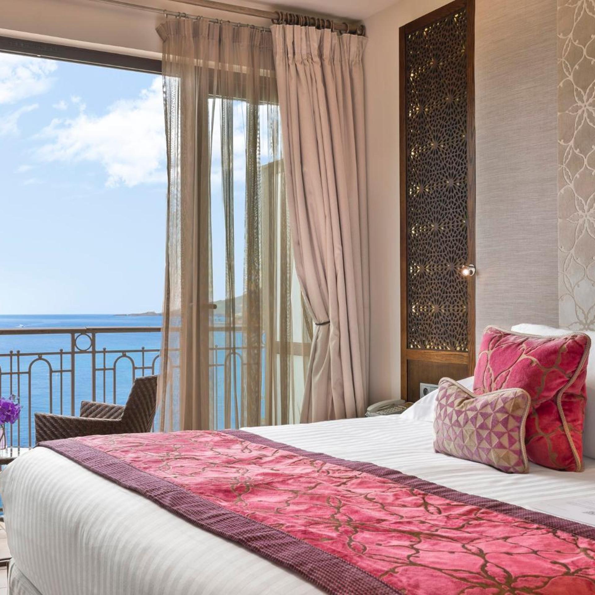 Standard, Beach Side, Sea View, Balcony or Terrace