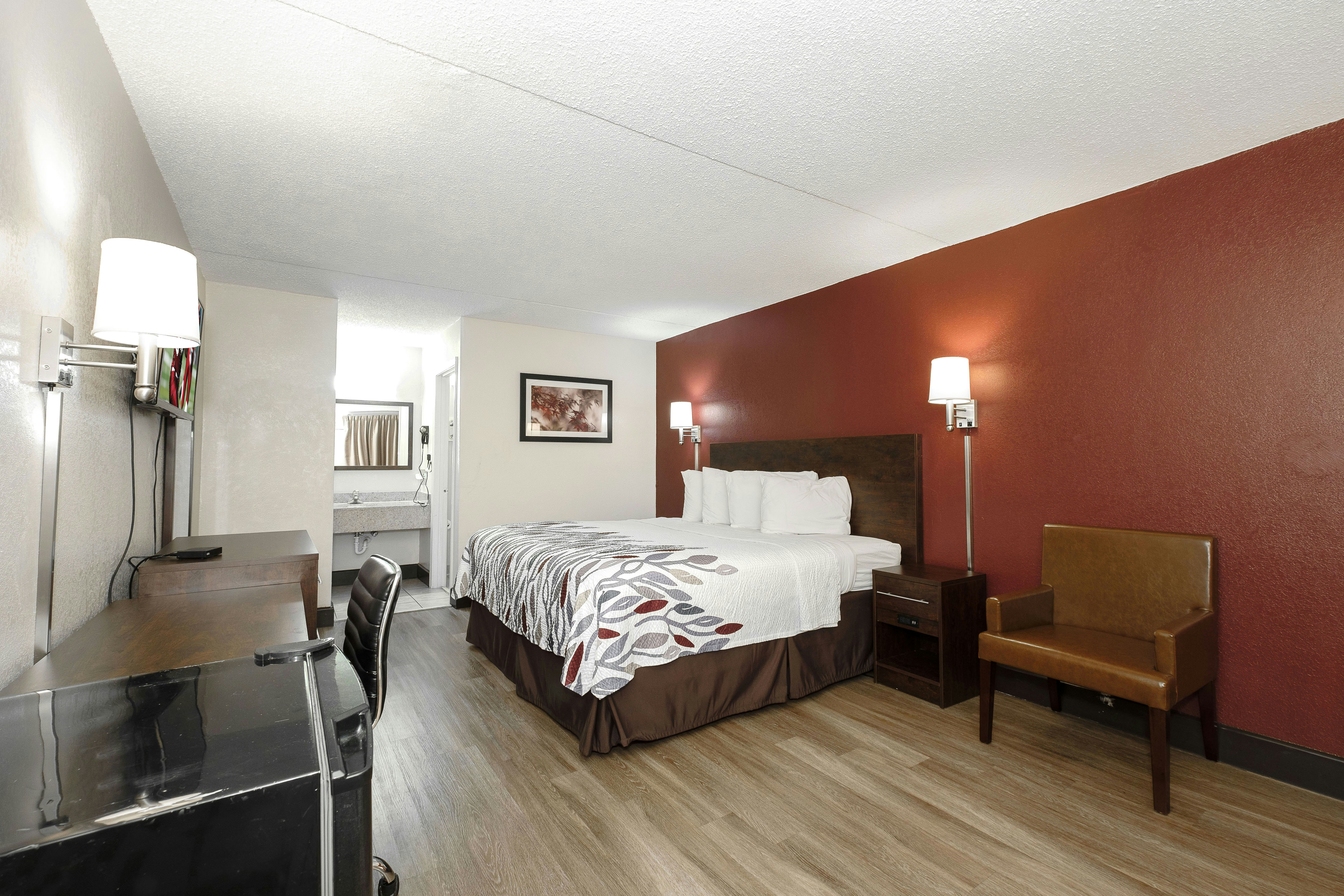 Red Roof Inn Fredericksburg North 18/38