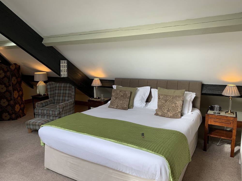 Ivythwaite Lodge 16/50