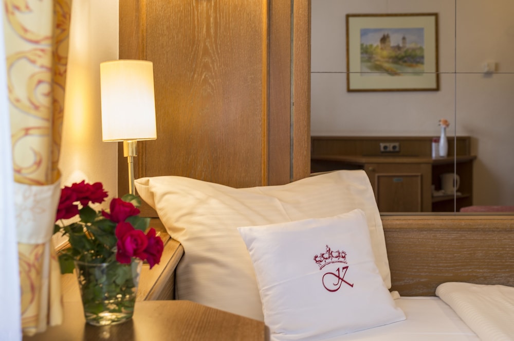 Hotel Am Schlosspark Zum Kurfurst 36/67