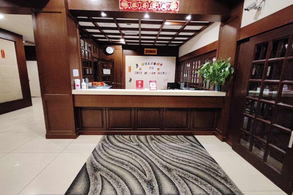 Iris House Hotel 14/65