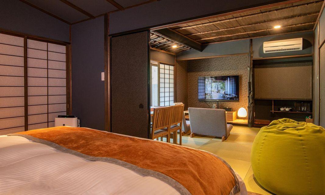 Hinoki, Suite, King Bed, Outdoor Bath
