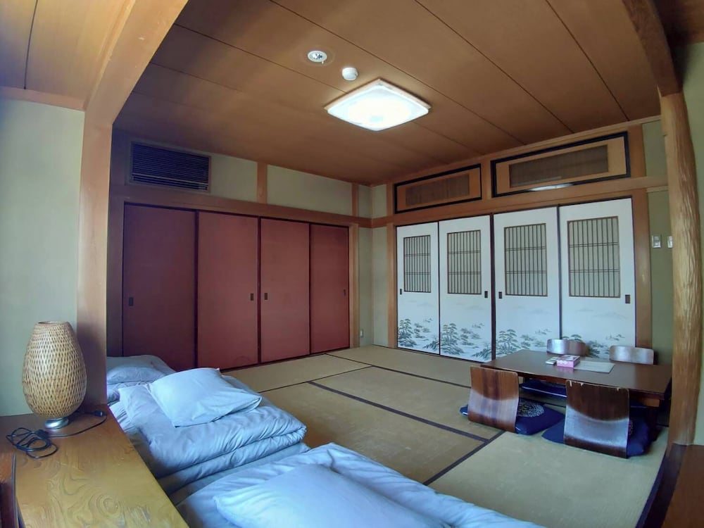 Guest House WA - Hostel 12/62
