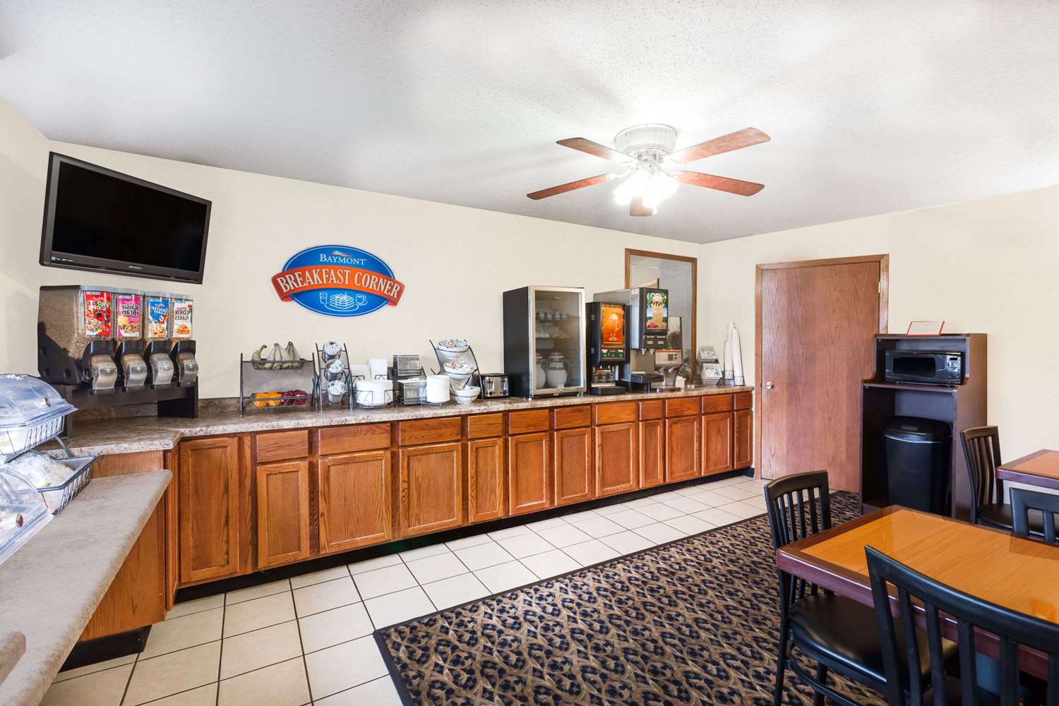 Baymont By Wyndham Lemars 3/9