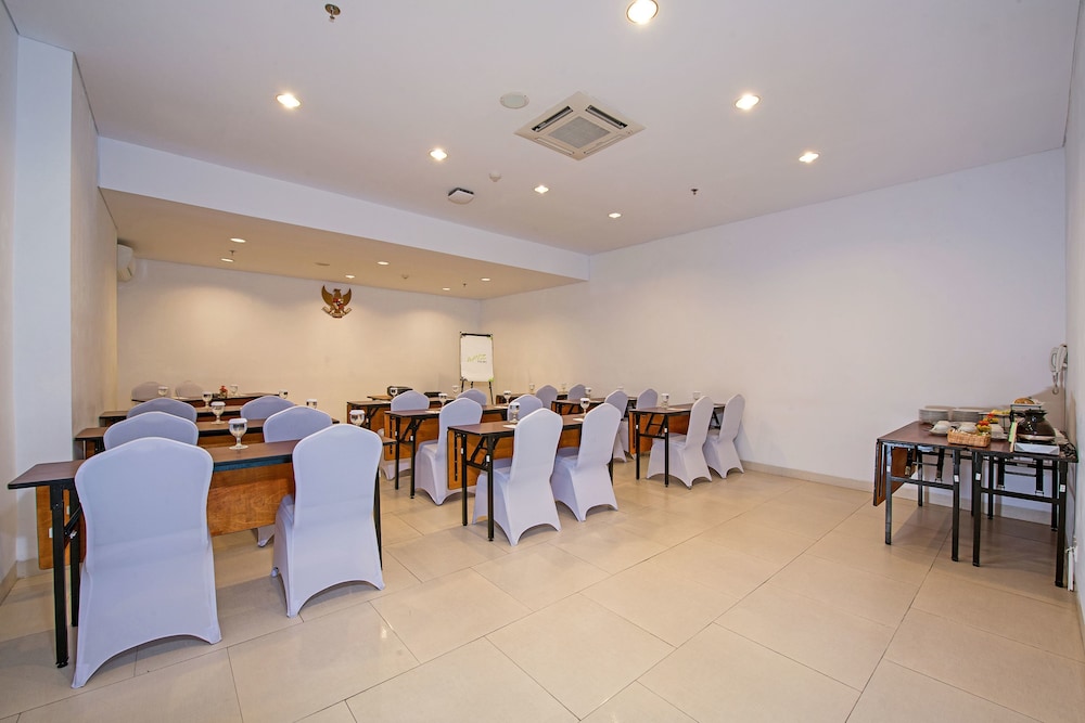 Whiz Prime Balikpapan 43/63