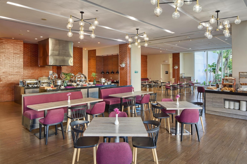 Park Inn By Radisson Davao 45/65