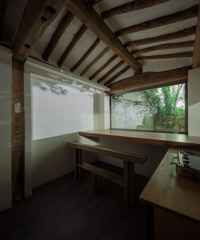 Hanok Residence Hotel Side 38/53