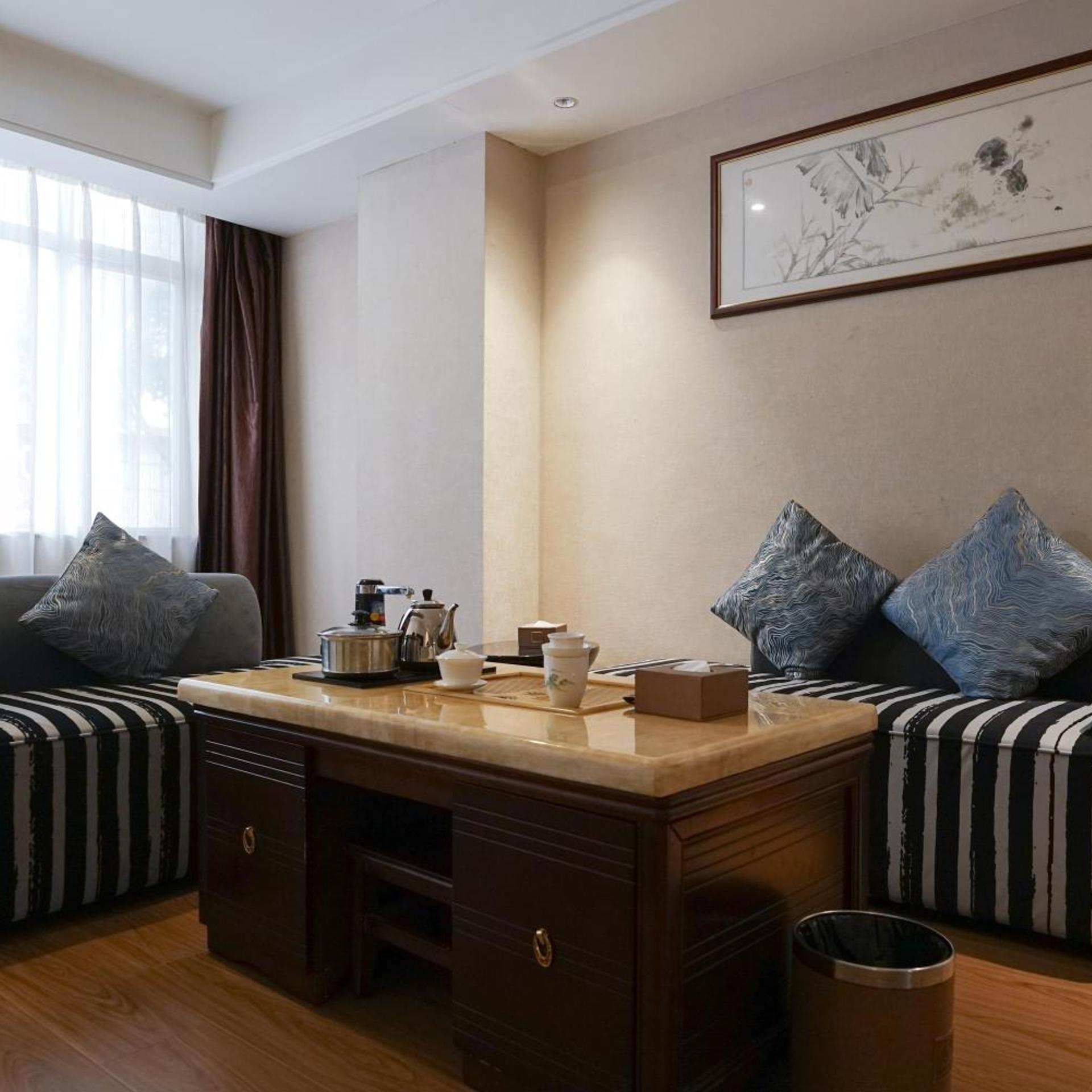 Paco Business Hotel Guangzhou Tianhe Coach Terminal Branch 50/68