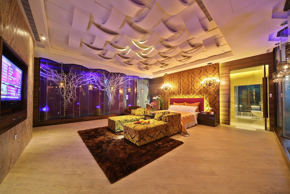 Han Guan Motel 40/48