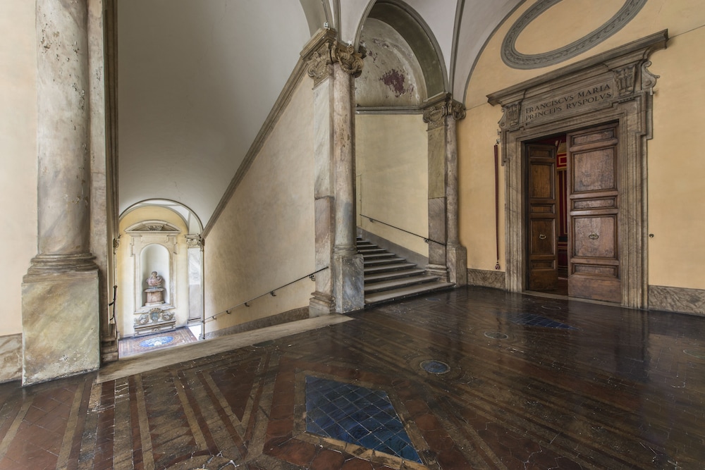 RESIDENZA RUSPOLI BONAPARTE 9/50