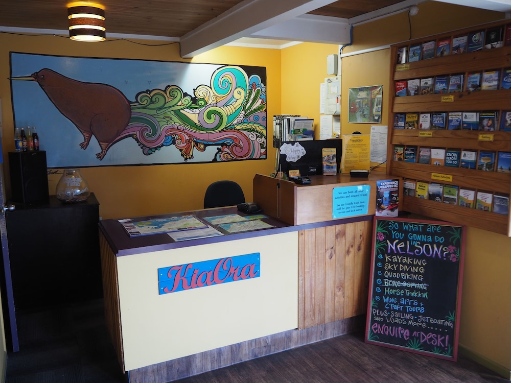 Tasman Bay Backpackers 3/50