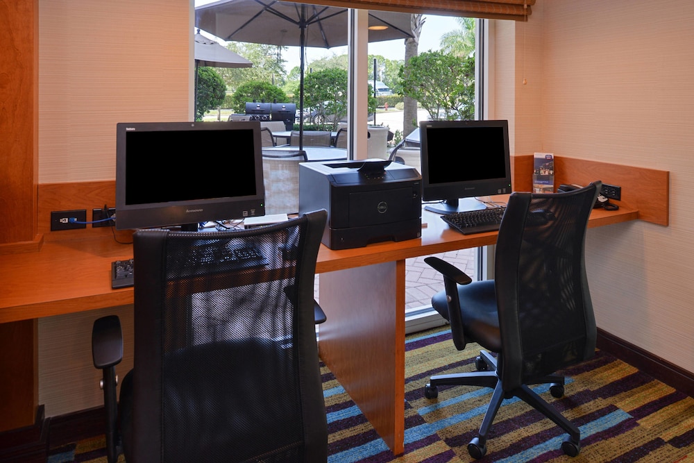 Fairfield Inn And Suites By Marriott Ft Pierce 33/50