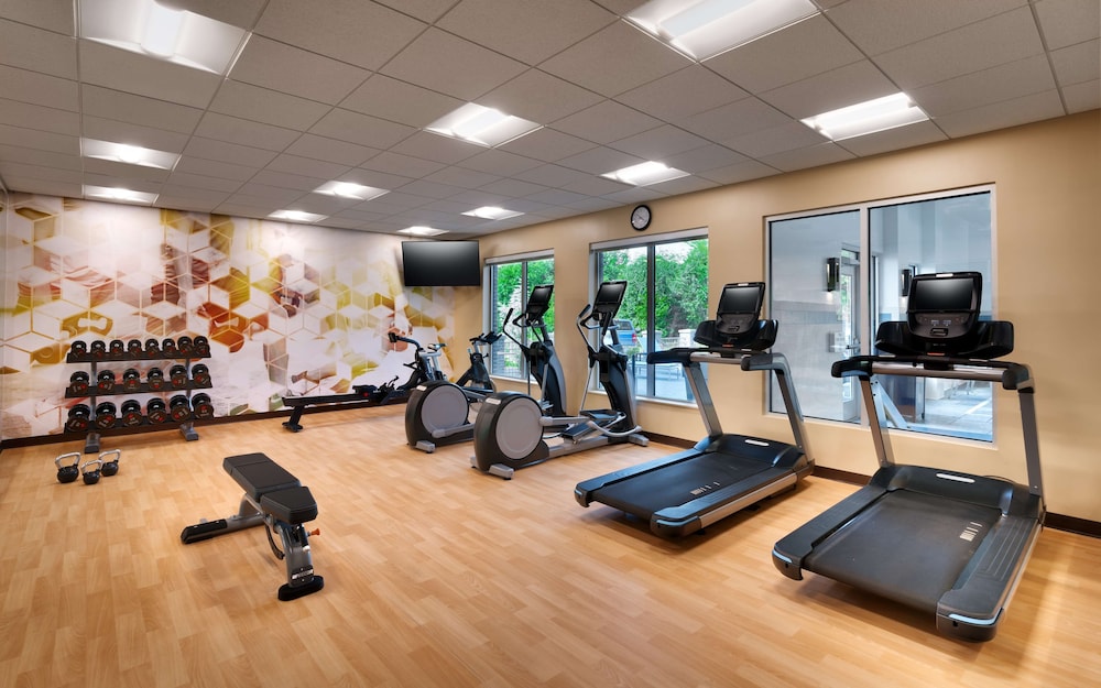 Hyatt Place Fayetteville/Springdale 11/33