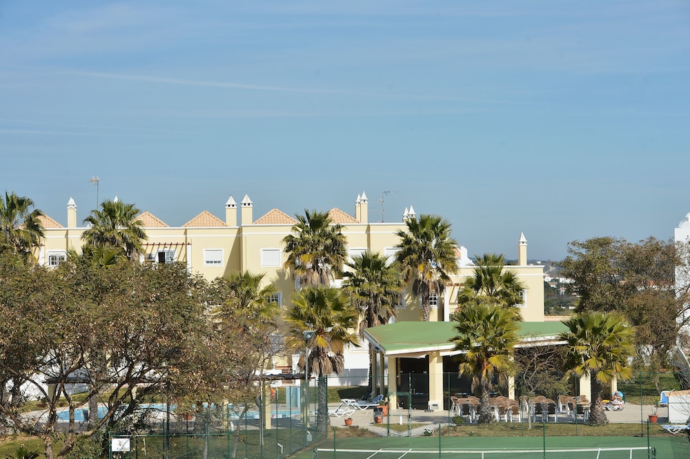 Praia Da Lota Resort Apartments 16/85