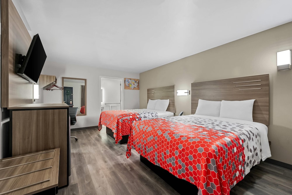 Econo Lodge Biloxi Beach 12/43