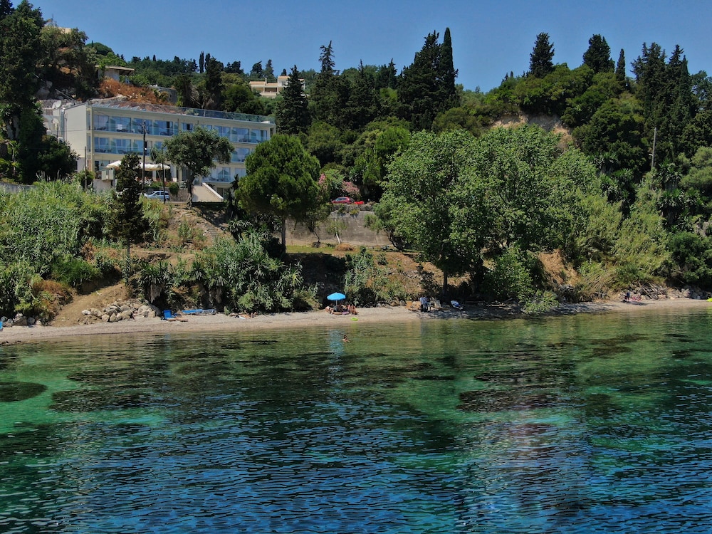 Eleals Boutique Hotel 37/46