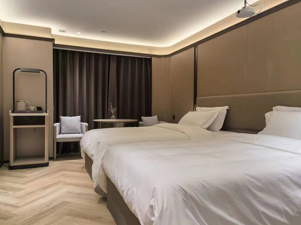 SUPERIOR, TWIN BEDS