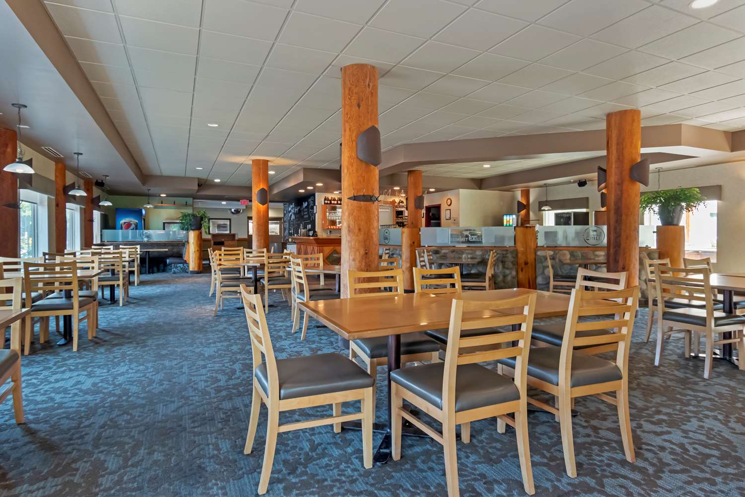 Best Western Plus Valemount Inn & Suites 45/65