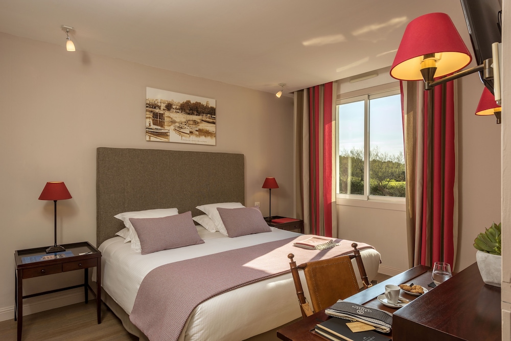 Hotel La Reserve 19/77
