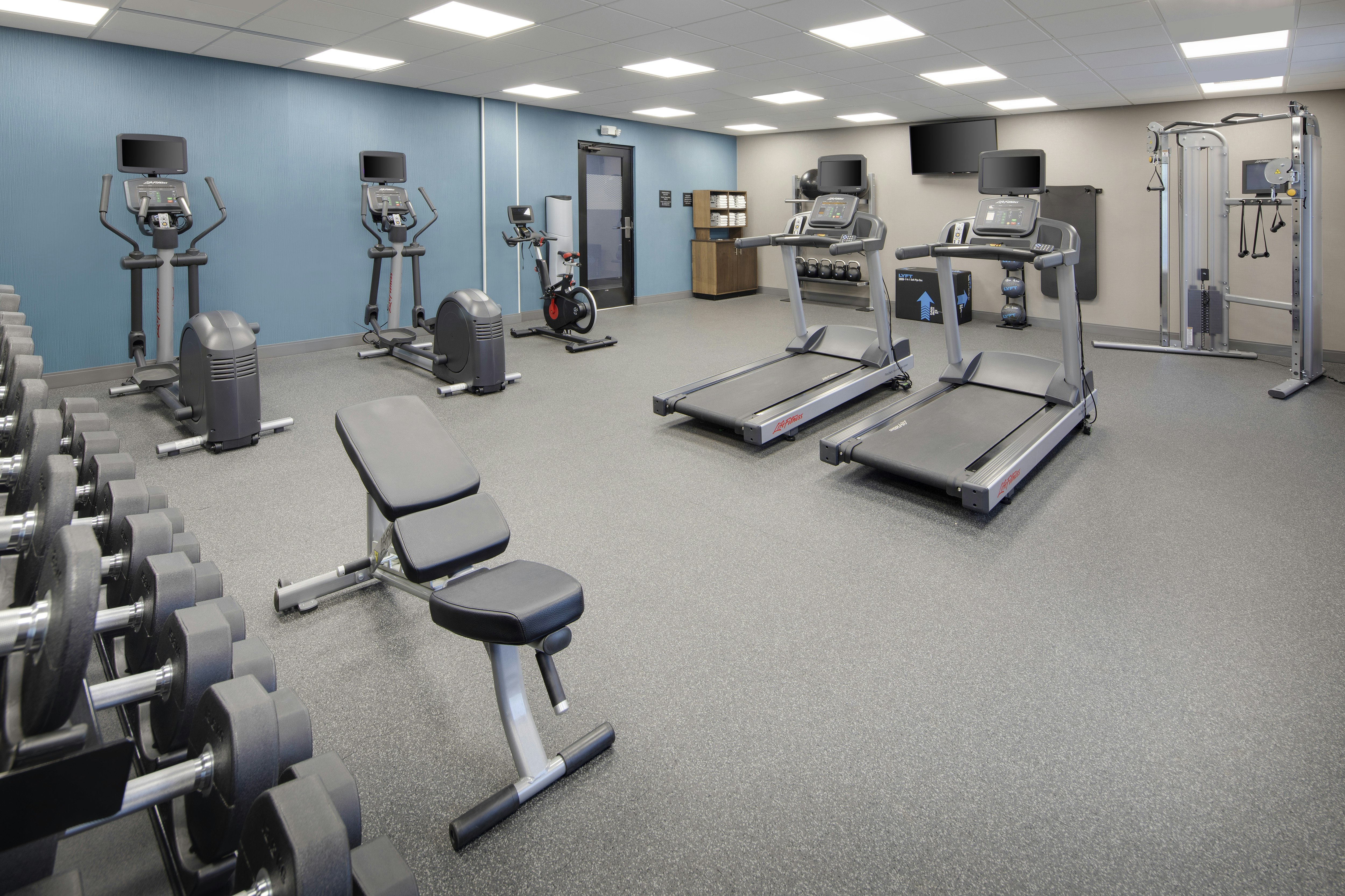 Hampton Inn and Suites D Iberville Biloxi 7/16