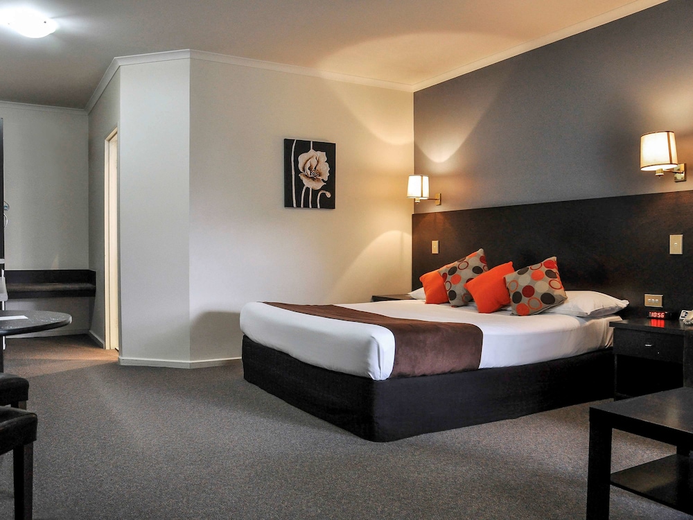Ibis Styles Adelaide Manor 25/59
