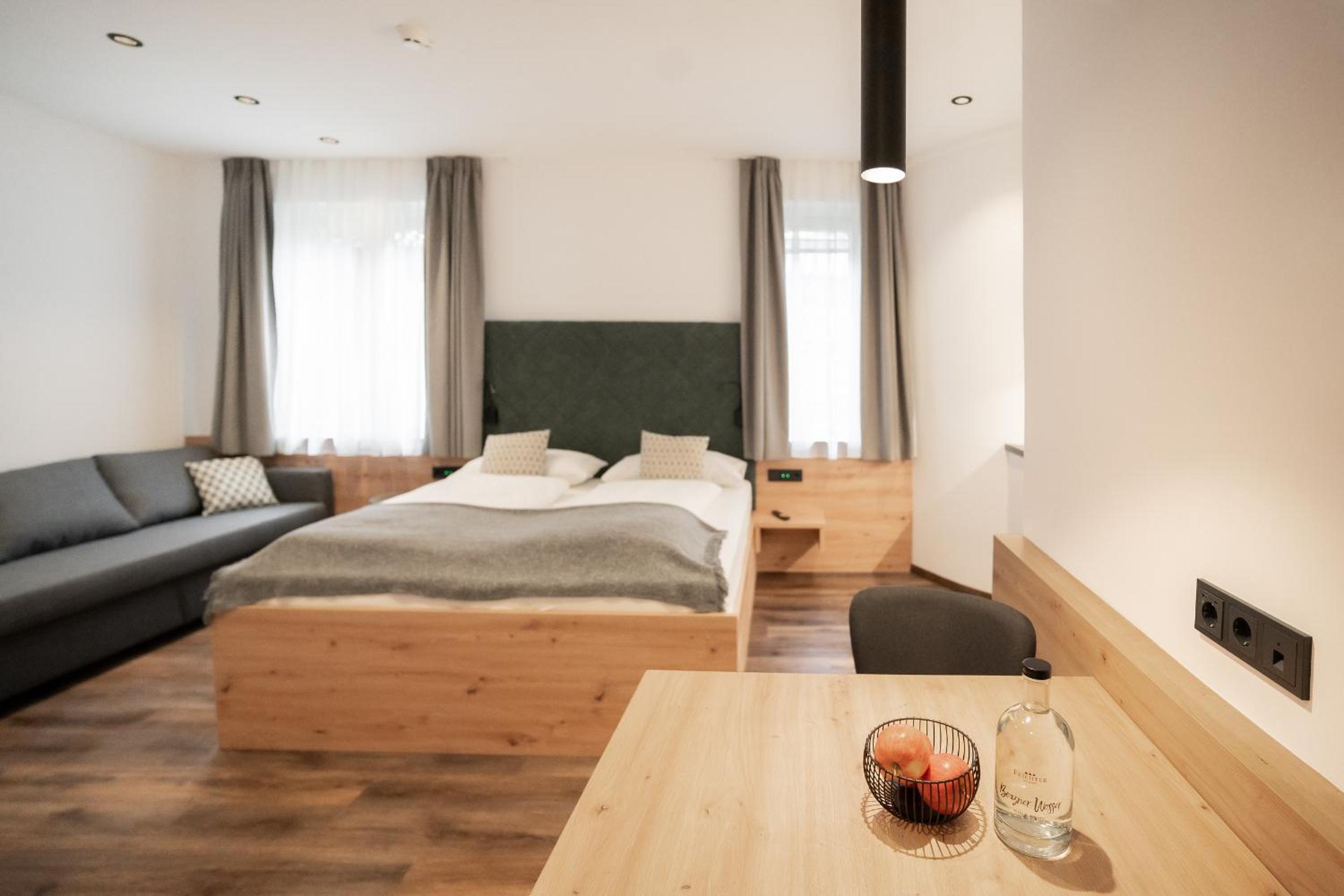 Feichter Hotel & Bistro 12/24