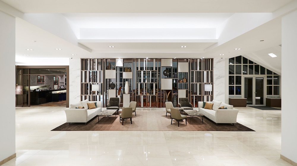 The Suites Hotel Jeju 48/73