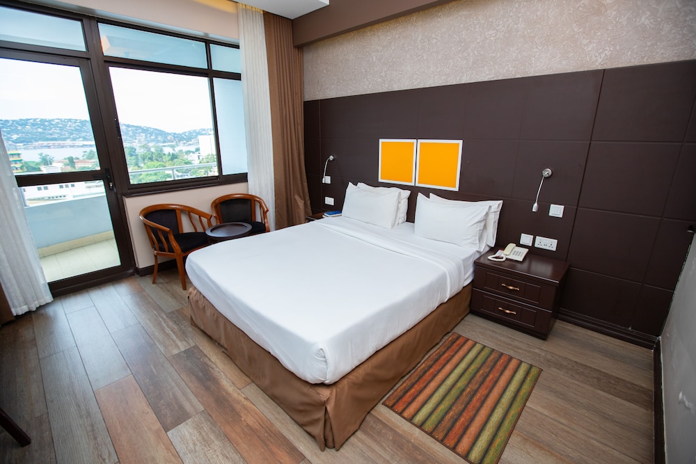 Gold Crest Hotel 17/49
