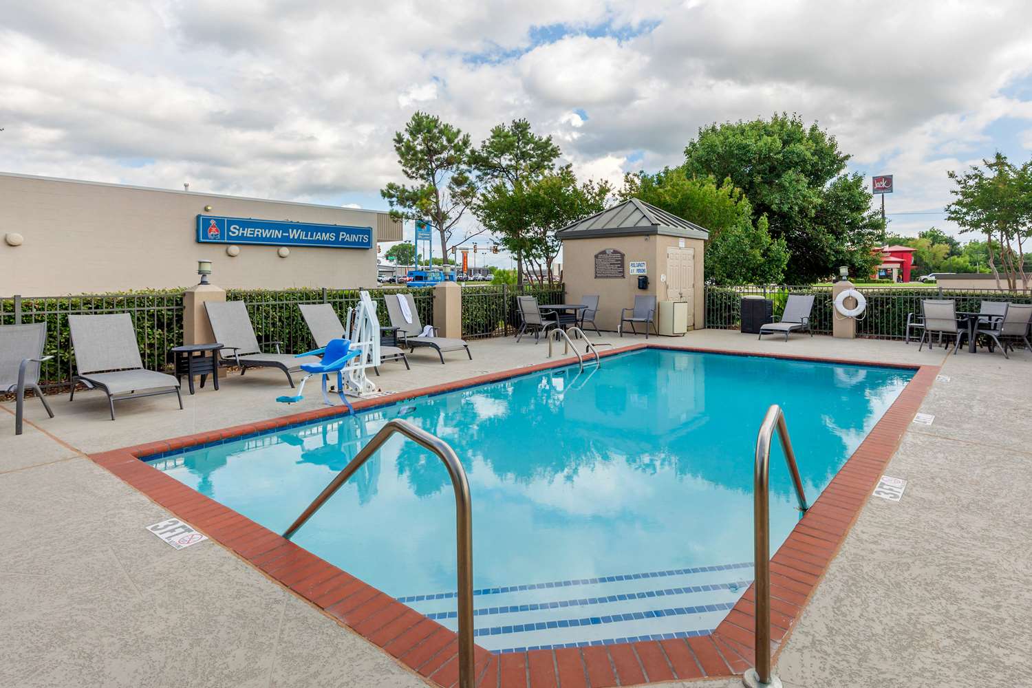 Quality Inn Suites Durant 6/28