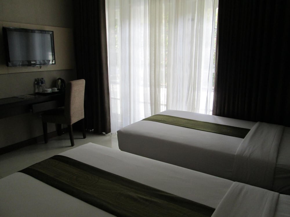 Vio Cimanuk Hotel 30/68