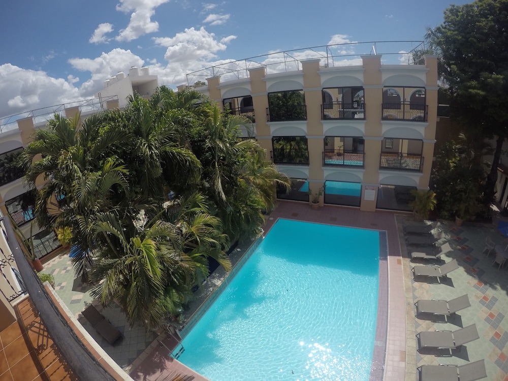 Doralba Inn Merida Ex Dolores Alba Merida 62/67