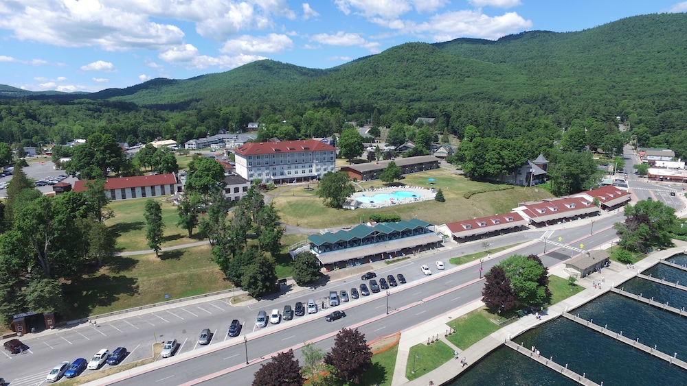 Fort William Henry Hotel and Conference Center 62/67